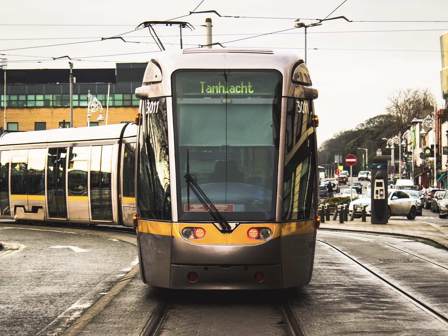 a picture of titanic belfast